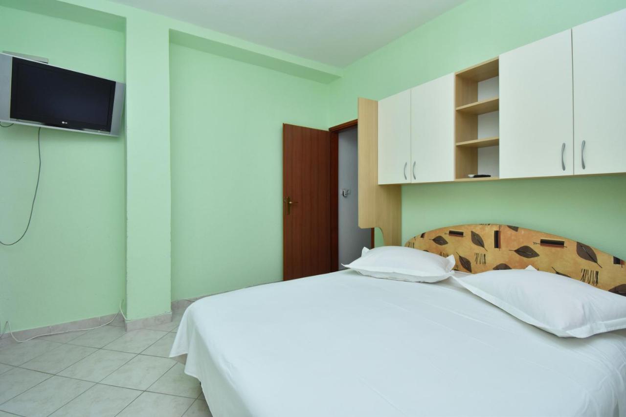 Jordan Apartments Tucepi Luaran gambar