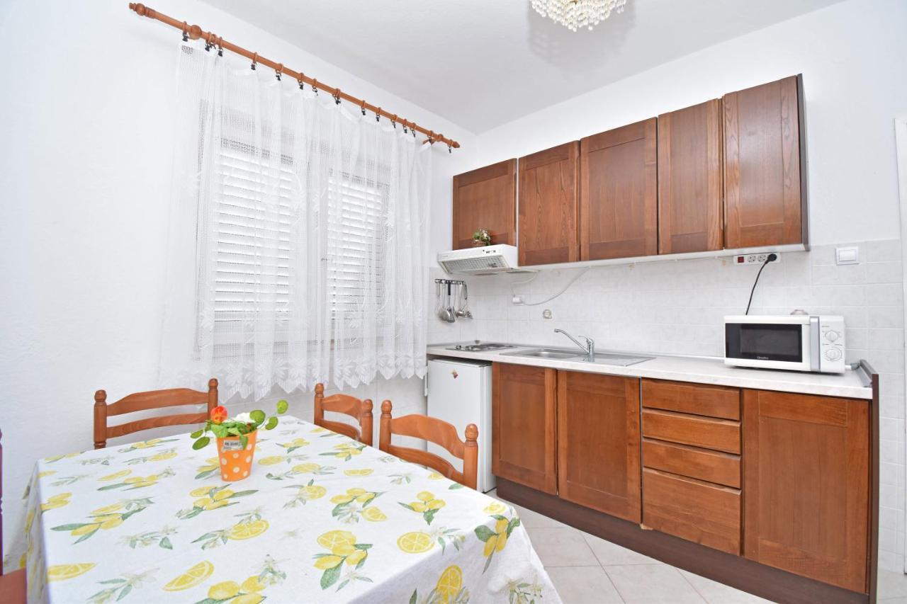 Jordan Apartments Tucepi Luaran gambar