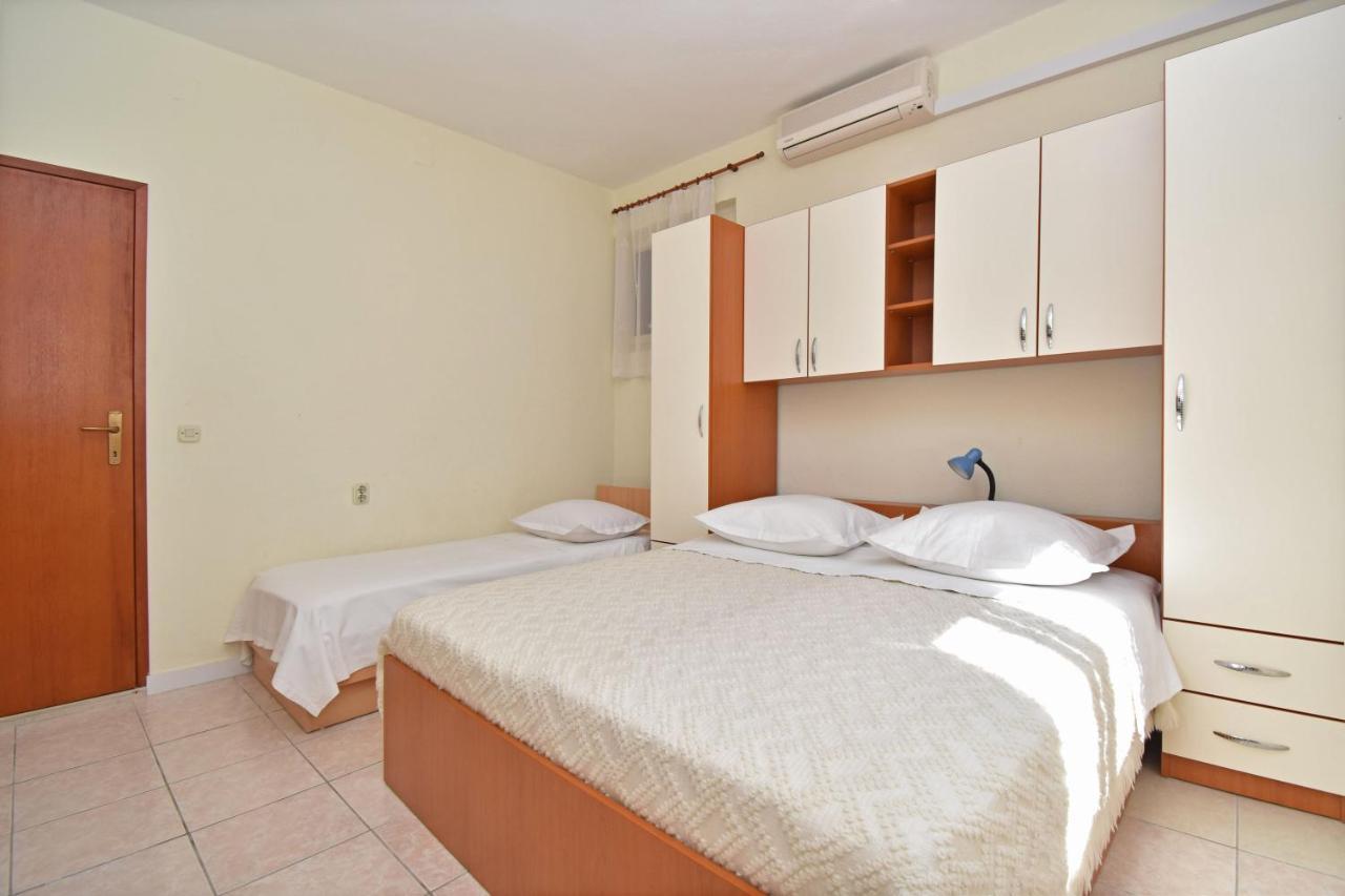 Jordan Apartments Tucepi Bilik gambar